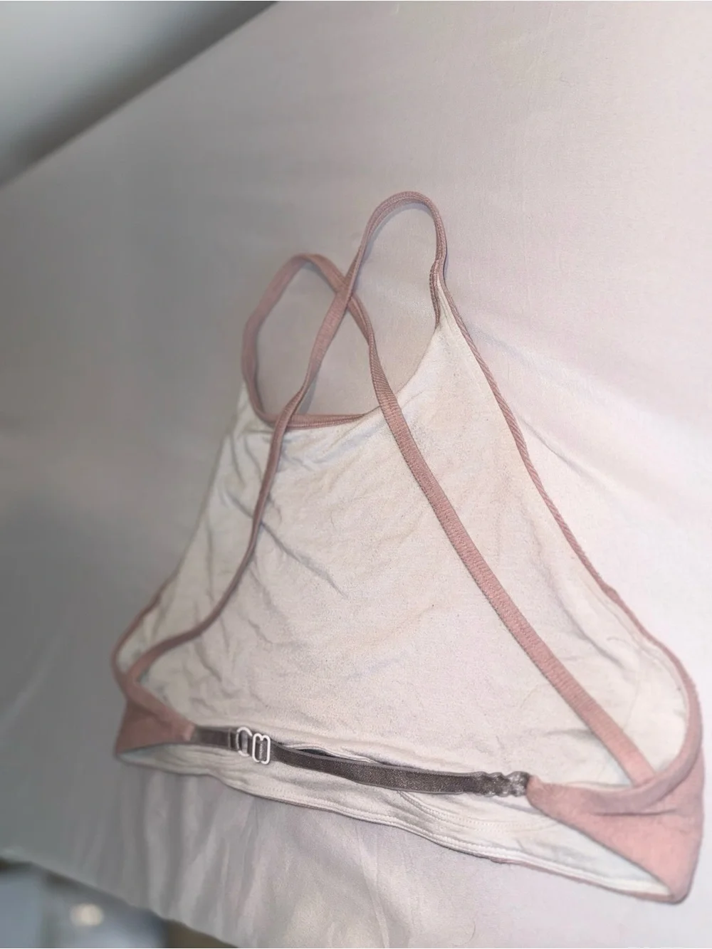 Lululemon Women’s Mauve Pink Ribbed Crisscross BackHigh Neck Bralette Size 6/S